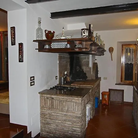 Apartmán In Mit Garten, Gemeinsamem Pool Und Grill *